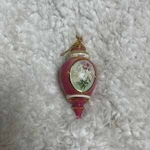 LENA LIU Forever Flower Victorian Style lilies Porcelain 1 Christmas Orn…